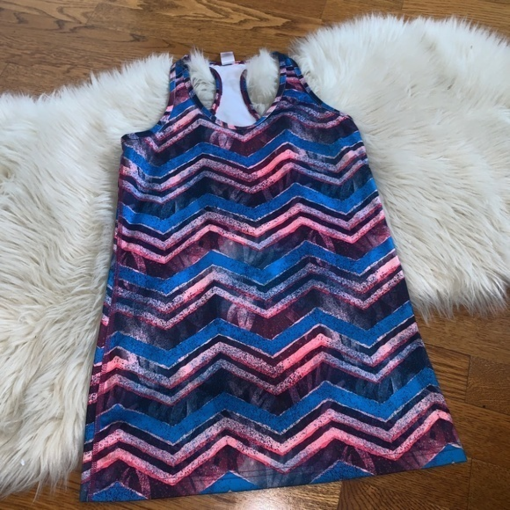 Lululemon Ivivva Chevron racerback tank size 14‎